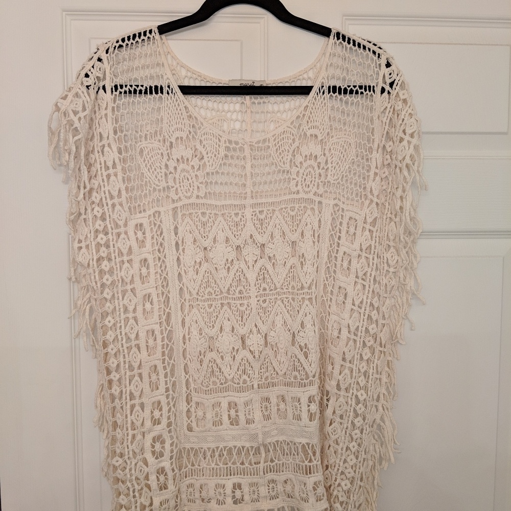 Light Knit Sweater